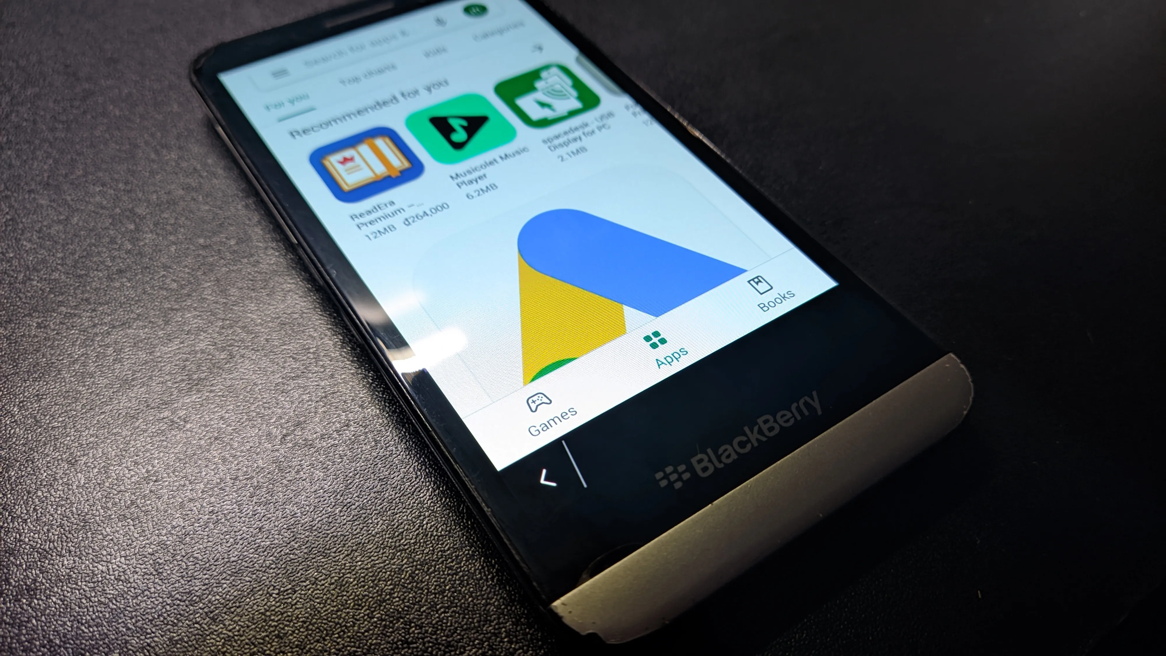 Latest Google Play Store for BlackBerry 10 OS